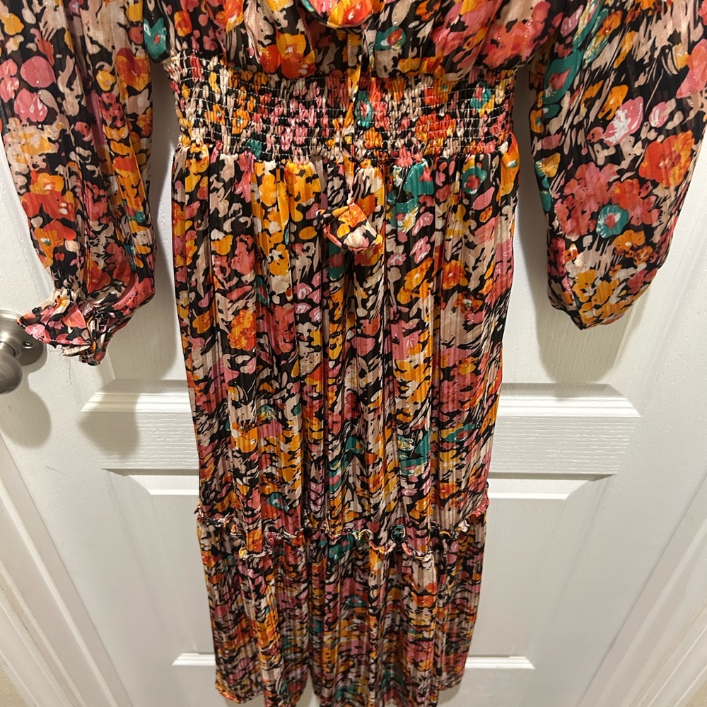 Umgee Women’s Floral Long Sleeve Tie-Neck Dress - Picture 3 of 12